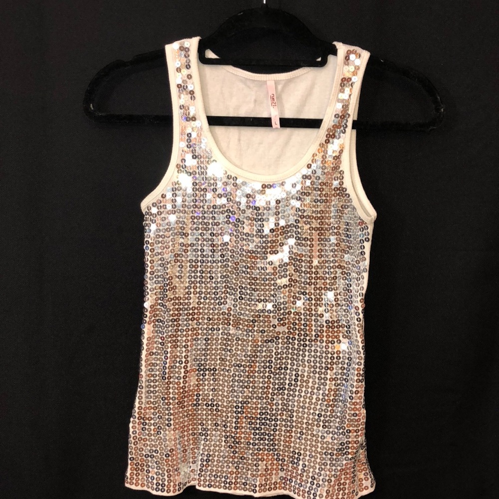 🔥5 for $25🔥 Rue21 sequined Tank Top